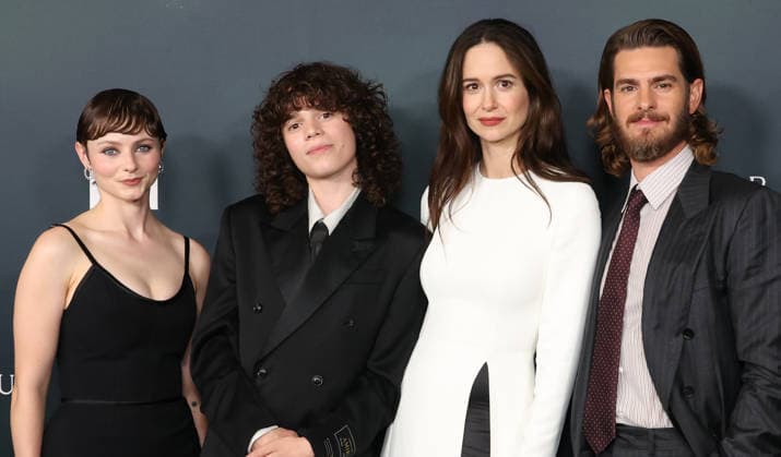 Entertainment Bilder des Tages #2 Los Angeles premiere of Focus Features The Uprising at the DGA Theater Complex Featuring: Thomasin McKenzie, Woody Norman, Katherine Waterston, Andrew Garfield Where: Los Angeles, California, United States When: 02 Sep 2026 Credit: Faye s Vision Cover Images EDITORIAL USE ONLY. NOT FOR USE BY NEWSPAPERS BASED IN THE UK. Copyright: xx coverimg55969555