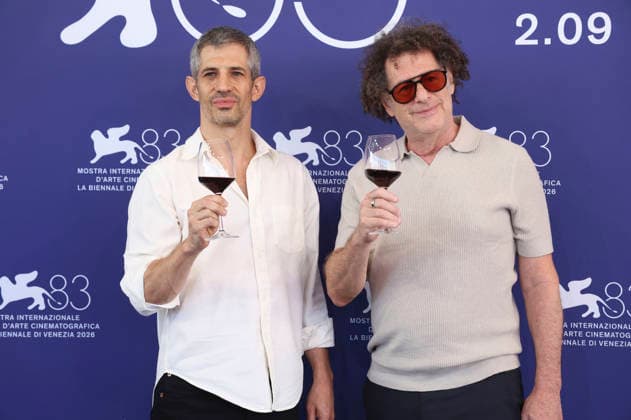 Gregory Kershaw und Michael Dweck beim Photocall zum Kinofilm Burgundy auf der Biennale di Venezia 2026 83. Internationale Filmfestspiele von Venedig im Palazzo del Casino. Venedig, 03.09.2026