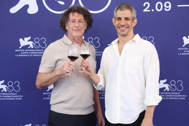 Entertainment Bilder des Tages Michael Dweck und Gregory Kershaw beim Photocall zum Kinofilm Burgundy auf der Biennale di Venezia 2026 83. Internationale Filmfestspiele von Venedig im Palazzo del Casino. Venedig, 03.09.2026 *** Michael Dweck and Gregory Kershaw at the photo call for the film *Burgundy* at the 2026 Venice Biennale—the 83rd Venice International Film Festival—at the Palazzo del Casino in Venice, September 3, 2026 Foto:xD.xBedrosianx xFuturexImagex burgundy_6910