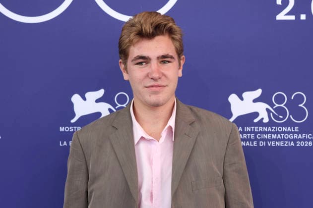 Enzo Ferraroli beim Photocall zum Kinofilm Burgundy auf der Biennale di Venezia 2026 83. Internationale Filmfestspiele von Venedig im Palazzo del Casino. Venedig, 03.09.2026