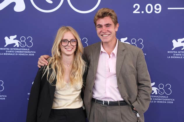 Celeste Kalis und Enzo Ferraroli beim Photocall zum Kinofilm Burgundy auf der Biennale di Venezia 2026 83. Internationale Filmfestspiele von Venedig im Palazzo del Casino. Venedig, 03.09.2026