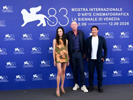 IPA88062879 - Venice, 83rd Venice International Film Festival 2026 - Day 2 - Photocall for Everest: The Other Side - Pictured: Elizabeth Chai Vasarhelyi, Jim Morrison, Jimmy Chin  Copyright: xAlbertoxTerenghix xPoolxPhotoxEventsx08x 88062879