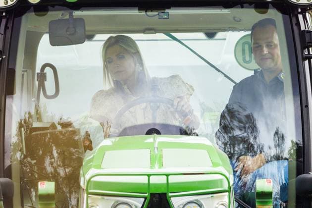 Zandvoort, The Netherlands, 2026-09-03 13:37:33 HENGELO, 03-09-2026, Queen Maxima and Minister Boekholt-O Sullivan of Housing and Spatial Planning are paying a working visit to the Achterhoek. The visit focuses on biobased construction and making buildings more sustainable. In Hengelo and Doetinchem, the process is being followed from the harvesting of renewable natural materials to the application of biobased materials in homes and a school building. PHOTO: NLBeeld Robert Meerding Credit: NL Beeld Robert Meerding Inc  Copyright: xx x
