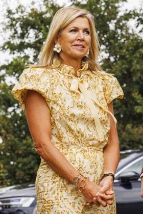 Queen Maxima Visits Achterhoek for Biobased Construction - Netherlands Queen Máxima during a working visit to the Achterhoek, Netherlands on September 3, 2026. The visit focuses on biobased construction and making buildings more sustainable. In Hengelo and Doetinchem, the process is being followed from the harvesting of renewable natural materials to the application of biobased materials in homes and a school building. Photo by NLBeeld Robert Meerding Bruno Press ABACAPRESS.COM Netherlands  Copyright: xBrunoxPress ABACAx