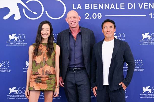 September 3, 2026, Venice, Rome, Italy: Director Elizabeth Chai Vasarhelyi, Jimmy Chin, and Jim Morrison during the photocall for the film Everest: The Other Side, 83rd Venice International Film Festival, Venice, September 3, 2026 Venice Italy  - ZUMAa289 20260903_zia_a289_077 Copyright: xMariaxLauraxAntonellix xAgfx