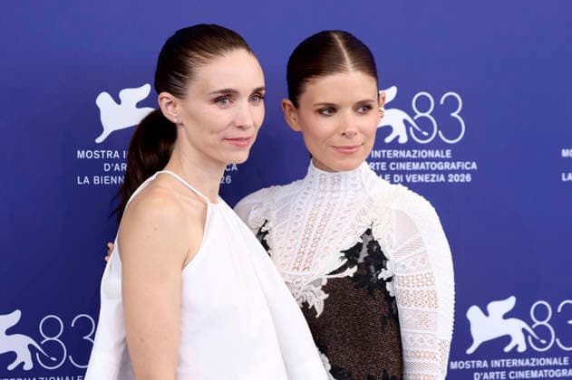 Rooney Mara mit Schwester Kate Mara beim Photocall zum Kinofilm Bucking Fastard auf der Biennale di Venezia 2026 83. Internationale Filmfestspiele von Venedig im Palazzo del Casino. Venedig, 03.09.2026