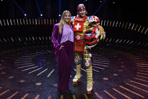 Starlight Express am 03.09.2026 im Starlight Express Theater in Bochum Die Entertainerin Beatrice Egli präsentiert den Charakter Ticktack ( Tom Rowland ), der den legendären Schweizer Glacier Express verkörpert.