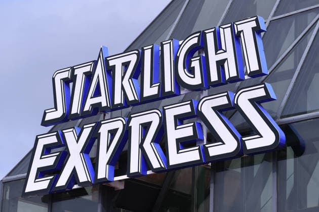Starlight Express am 03.09.2026 im Starlight Express Theater in Bochum Logo Schriftzug Starlight Express