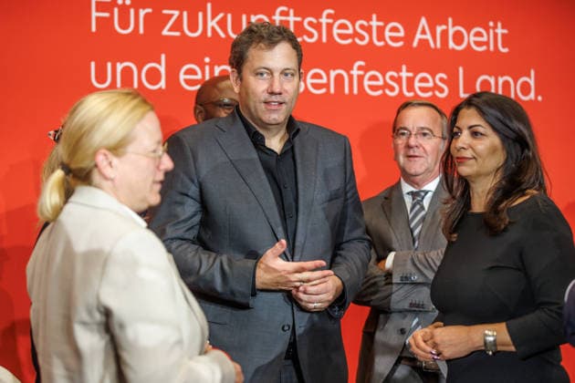 News Bilder des Tages Klausursitzung der SPD-Bundestagsfraktion Lars Klingbeil (SPD), Bundesfinanzminister bei einer Klausursitzung der SPD-Bundestagsfraktion am 03.09.26 in Berlin. Berlin Berlin Deutschland Reichstag *** Closed-door meeting of the SPD parliamentary group in the Bundestag: Lars Klingbeil (SPD), Federal Minister of Finance, at a closed-door meeting of the SPD parliamentary group in the Bundestag on September 3, 2026, in Berlin, Berlin, Germany, Reichstag
