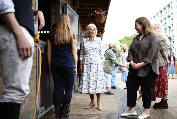 Queen Camilla visits Ebony Horse Club Britain s Queen Camilla meets with members of staff and volunteers during her visit to the Ebony Horse Club in south London on September 3, 2026, to mark the youth charity and community riding centre s 30th anniversary., Credit:HENRY NICHOLLS PA ROTA - B68 Avalon United Kingdom, London  Copyright: xHENRYxNICHOLLSx xPAxROTAx-xB68x xAvalonx 1130433027