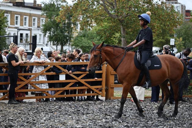 . 03 09 2026. London, United Kingdom. Queen Camilla during a visit at the Ebony Horse Club in London.  xPoolx xi-Imagesx IIM-26984-0010