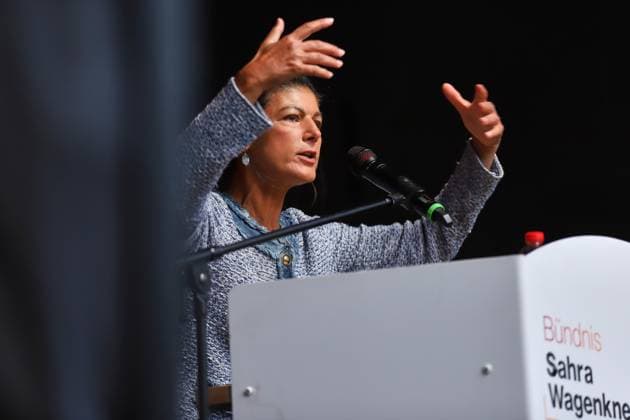 News Bilder des Tages Halle (Saale), Sachsen-Anhalt, Deutschland, 03.09.2026: Am Steintor: Wahlkampf-Abschluss des BSW vor der Landtagswahl: Sahra Wagenknecht *** Halle an der Saale, Saxony-Anhalt, Germany, September 3, 2026: At the Steintor, the BSW wraps up its campaign ahead of the state election—Sahra Wagenknecht Copyright: xdtsxNachrichtenagenturx dts_132685