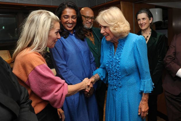 Queen Camilla Takes Part In Letters Live 2026 LONDON, ENGLAND - SEPTEMBER 03: (L-R) Anoushka Shankar, Sara Pascoe, Sindhu Vee, Laurence Fishburne, Queen Camilla and Dame Harriet Walter attend Letters Live 2026 at The Royal Festival Hall on September 03, 2026 in London, England., Credit:Chris Jackson PA ROTA - B68 Avalon United Kingdom, England, London, The Royal Festival Hall Copyright: xChrisxJacksonx xPAxROTAx-xB68x xAvalonx 1130491780