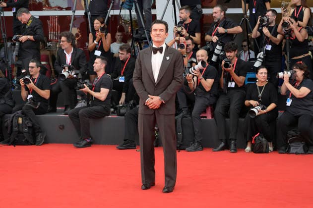 Orlando Bloom bei der Premiere des Kinofilms Bucking Fastard auf der Biennale di Venezia 2023 83. Internationale Filmfestspiele von Venedig im Palazzo del Cinema. Venedig, 03.09.2026