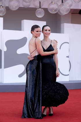 Bucking Fastard Screening - The 83rd Venice International Film Festival Kate Mara and Rooney Mara attend the Bucking Fastard Screening during the 83rd Venice International Film Festival at Sala Grande on September 03, 2026 in Venice, Italy.  Copyright: xKazukoxWakayamax