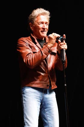 Peter Maffay bei der Veranstaltung Halle steht auf. Für Demokratie. Für Zusammenhalt. Für Sachsen-Anhalt. auf dem Marktplatz. Halle (Saale), 03.09.2028