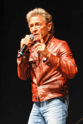 Peter Maffay bei der Veranstaltung Halle steht auf. Für Demokratie. Für Zusammenhalt. Für Sachsen-Anhalt. auf dem Marktplatz. Halle (Saale), 03.09.2028
