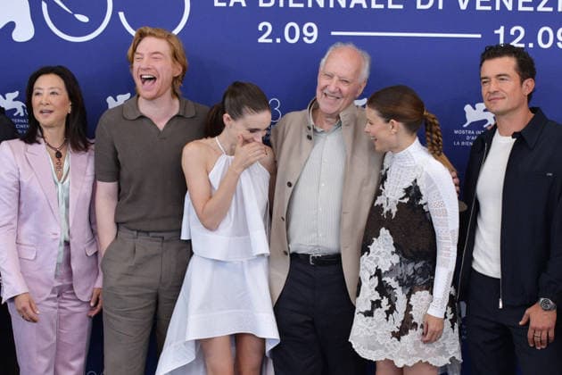 83rd Venice Film Festival Photocall 83rd Venice Film Festival Venice International Film Festival Bucking Fastard Photocall Domhnall Gleeson, Orlando Bloom, Rooney Mara, Kate Mara, and Director Werner Herzog attend the Bucking Fastard Photocall Photos by Thomas Bohlen Starface 459366 2026 09 03 Venice, Italy  Copyright: xThomasxBohlenx STAR_459366_138