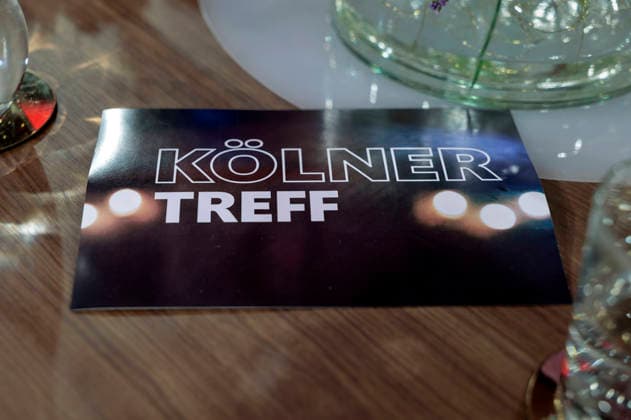 Moderationskarte Kölner Treff bei der Aufzeichnung der WDR-Talkshow Kölner Treff im WDR Studio BS 3. Köln, 03.09.2026