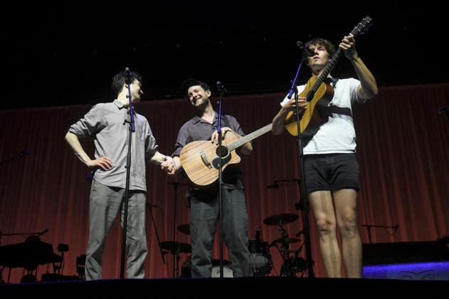 Christopher Annen, Severin Kantereit und Henning May von AnnenMayKantereit live bei einem Konzert in der ZAG-Arena. Hannover, 03.09.2026