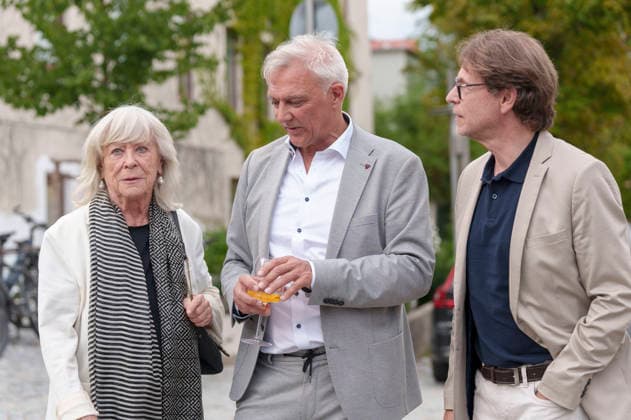 Margarethe von Trotta, Matthias Helwig und Felix Moeller bei der Eröffnung vom 20. Fünf Seen Filmfestival 2026 in der Schlossberghalle. Starnberg, 03.09.2026