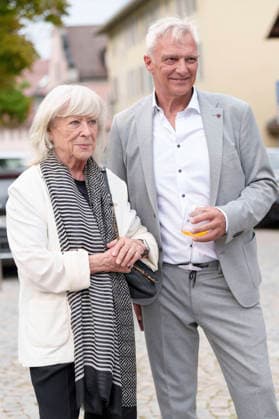 Margarethe von Trotta und Matthias Helwig bei der Eröffnung vom 20. Fünf Seen Filmfestival 2026 in der Schlossberghalle. Starnberg, 03.09.2026