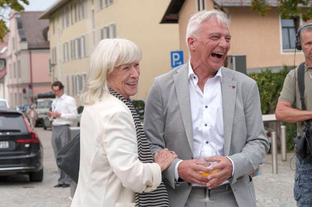 Margarethe von Trotta und Matthias Helwig bei der Eröffnung vom 20. Fünf Seen Filmfestival 2026 in der Schlossberghalle. Starnberg, 03.09.2026