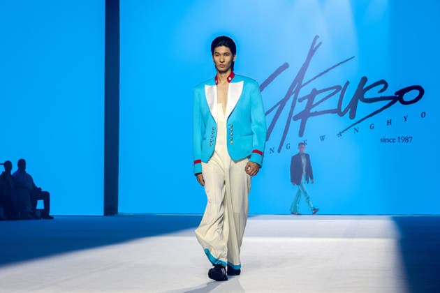 Seoul Fashion Week S S 2027 - Runway - CARUSO A model walks the runway for designer Chang Kwang Hyo s CARUSO collection during the Seoul Fashion Week S S 2027 at Dongdaemun Design Plaza (DDP) in Seoul, South Korea, on September 04, 2026. Seoul South Korea  Copyright: xMatrixxImagesx xJungxUi-Chelx