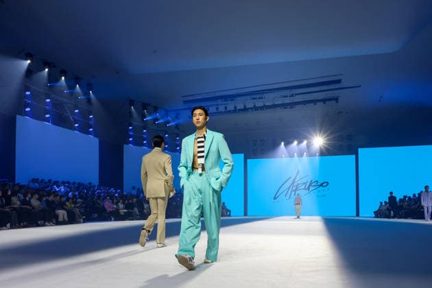 Seoul Fashion Week S S 2027 - Runway - CARUSO Models walk the runway for designer Chang Kwang Hyo s CARUSO collection during the Seoul Fashion Week S S 2027 at Dongdaemun Design Plaza (DDP) in Seoul, South Korea, on September 04, 2026. Seoul South Korea  Copyright: xMatrixxImagesx xJungxUi-Chelx