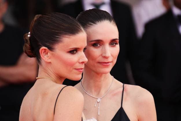 Filmfestival Venedig, Italien. September 3, 2026, Venice Lido, Veneto, Italy. Kate Mara and Rooney Mara during the Bucking Fastard - Red Carpet, during the 83rd Venice Film Festival at Venezia Lido.