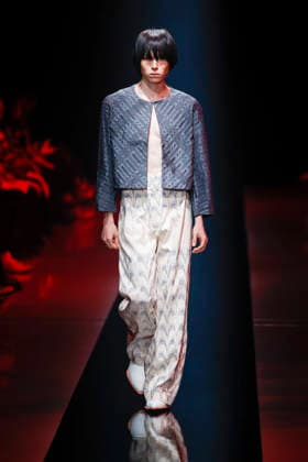 September 4, 2026, Tokyo, Japan: A model wearing fashion brand WISHARAWISH walks down the runway during the Rakuten Fashion Week TOKYO 2027 Spring Summer Collection. The fashion week runs from August 31 to September 5. Tokyo Japan  - ZUMAm191 20260904_aap_m191_023 Copyright: xRodrigoxReyesxMarinx