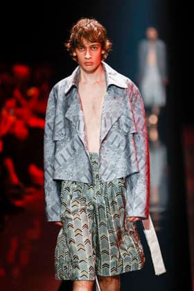 September 4, 2026, Tokyo, Japan: A model wearing fashion brand WISHARAWISH walks down the runway during the Rakuten Fashion Week TOKYO 2027 Spring Summer Collection. The fashion week runs from August 31 to September 5. Tokyo Japan  - ZUMAm191 20260904_aap_m191_031 Copyright: xRodrigoxReyesxMarinx