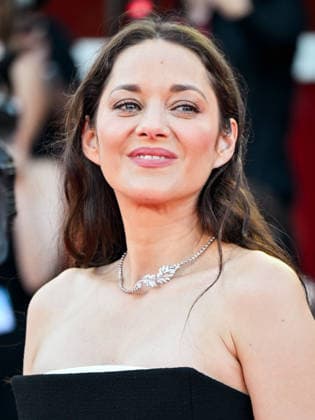 IPA88111180 - Venice, 83rd Venice International Film Festival 2026 - Night 3 - Red carpet for *Nelson san, anata wa hito wo koroshimashitaka?* (*Mr. Nelson, Did You Kill People?*) - Pictured: Marion Cotillard  Copyright: xManuelexMangiarottix xPoolxPhotoxEventsx08x 88111180