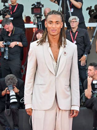IPA88111476 - Venice, 83rd Venice International Film Festival 2026 - Night 3 - Red carpet for *Nelson san, anata wa hito wo koroshimashitaka?* (*Mr. Nelson, Did You Kill People?*) - Pictured: MADIOR FALL  Copyright: xManuelexMangiarottix xPoolxPhotoxEventsx08x 88111476