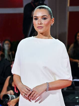 IPA88117252 - Venice, 83rd Venice International Film Festival 2026 - Night 3 - Red Carpet for *THE BASICS OF PHILOSOPHY* - Pictured: KLEOFINA PAVARD  Copyright: xManuelexMangiarottix xPoolxPhotoxEventsx08x 88117252
