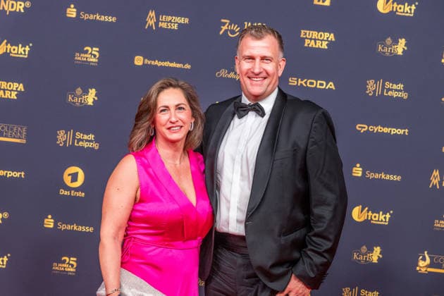 LEIPZIG, DEUTSCHLAND 4. SEPTEMBER 2026 Verleihung der Goldenen Henne 2026 auf dem roten Teppich in der Messehalle 1 in Leipzig. Bei der Gala werden erneut Persönlichkeiten aus Unterhaltung, Fernsehen, Musik und Sport ausgezeichnet. MDR Moderator Rene Kindermann Goldene Henne 2026 - Roter Teppich