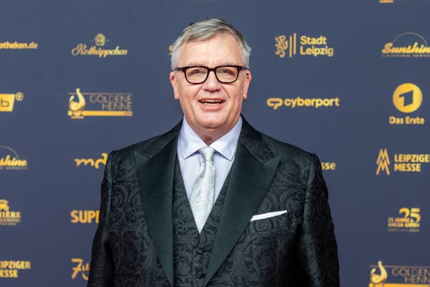 Leipzig - Große Preisverleihung in der Messe: Deutschlands größter Publikumspreis wird zum 32. Mal verliehen 04.09.2026 ab 18 Uhr Leipzig, Messe-Allee 1 (Leipziger Messe) Im Foto: Hans-Peter Wilhelm (Hape) Kerkeling, Komiker Deutschlands größter Publikumspreis, die Goldene Henne wird am 4. September 2026 zum 32. Mal vergeben. Die Preisverleihung findet erneut in Leipzig statt und wird vor rund 4.500 Zuschauern in der HALLE:EINS der Leipziger Messe zum zweiten Mal in der ARD live ab 20.15 Uhr übertragen. Die Preise in den Kategorien Entertainment, Film & Fernsehen, Musik und Sport werden traditionell von den Zuschauern bestimmt. Leipzig Leipziger Messe Sachsen Deutschland Copyright: xEHLxMedia BjörnxStachx 20260904_goldenehenne-leipzig-roterteppich_32