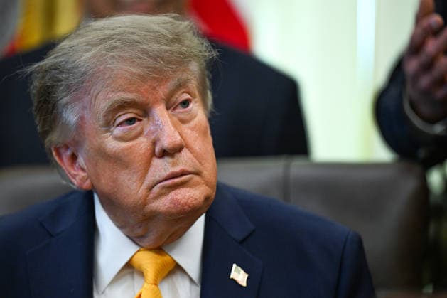 September 4, 2026, Washington, District Of Columbia, USA: WASHINGTON, DC - SEPTEMBER 4: United States President Donald J Trump makes an announcement on taking action to help farmers and ranchers with meat processing on Friday, Sept. 4, 2026 in the Oval Office of the White House in Washington, DC, USA Washington USA  - ZUMAs152 20260904_faa_s152_020 Copyright: xAnnabellexGordonx-xPoolxviaxCNPx