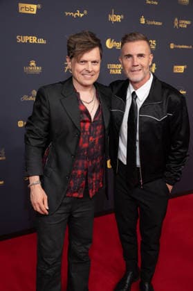 Goldene Henne 2026 Roter Teppich Roter Teppich Take That Gary Barlow und Michael Patrick Kelly Goldene Henne 2026, 04.09.2026, Leipzig Copyright: xEventpressxFuhrx