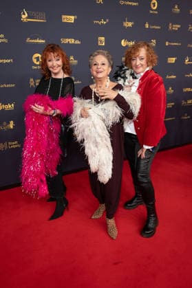 Goldene Henne 2026 Roter Teppich Roter Teppich Regina Thoss, Dagmar Frederic und Dagmar Gelbke Goldene Henne 2026, 04.09.2026, Leipzig Copyright: xEventpressxFuhrx