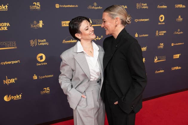 Goldene Henne 2026 Roter Teppich Roter Teppich Tahnee Schaffarczyk und Ehefrau Juliette Schoppmann Goldene Henne 2026, 04.09.2026, Leipzig Copyright: xEventpressxFuhrx