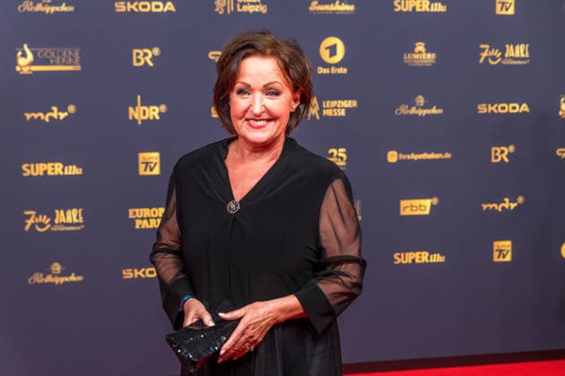 LEIPZIG, DEUTSCHLAND 4. SEPTEMBER 2026 Verleihung der Goldenen Henne 2026 auf dem roten Teppich in der Messehalle 1 in Leipzig. Bei der Gala werden erneut Persönlichkeiten aus Unterhaltung, Fernsehen, Musik und Sport ausgezeichnet. Die Sängerin Ute Freudenberg Goldene Henne 2026 - Roter Teppich