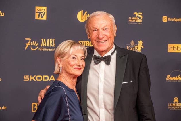 LEIPZIG, DEUTSCHLAND 4. SEPTEMBER 2026 Verleihung der Goldenen Henne 2026 auf dem roten Teppich in der Messehalle 1 in Leipzig. Bei der Gala werden erneut Persönlichkeiten aus Unterhaltung, Fernsehen, Musik und Sport ausgezeichnet. Eduard Ede Geyer Goldene Henne 2026 - Roter Teppich