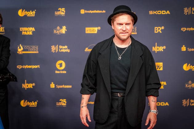 LEIPZIG, DEUTSCHLAND 4. SEPTEMBER 2026 Verleihung der Goldenen Henne 2026 auf dem roten Teppich in der Messehalle 1 in Leipzig. Bei der Gala werden erneut Persönlichkeiten aus Unterhaltung, Fernsehen, Musik und Sport ausgezeichnet. Johannes Oerding Goldene Henne 2026 - Roter Teppich