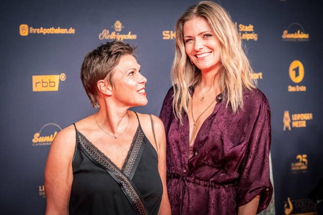 LEIPZIG, DEUTSCHLAND 4. SEPTEMBER 2026 Verleihung der Goldenen Henne 2026 auf dem roten Teppich in der Messehalle 1 in Leipzig. Bei der Gala werden erneut Persönlichkeiten aus Unterhaltung, Fernsehen, Musik und Sport ausgezeichnet. Mo Krüger und Wiebke Binder Goldene Henne 2026 - Roter Teppich