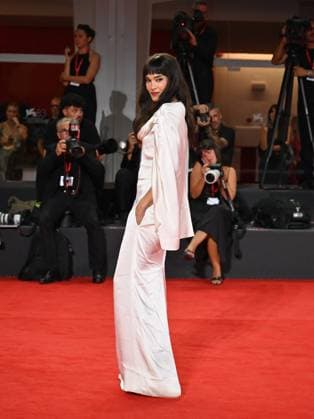 Red Carpet of the cast of the film The Basics of Philosophy at the 2026 Venice Film Festival Red Carpet of the cast of the film The Basics of Philosophy at the 2026 Venice Film Festival. 04 Sep 2026 Pictured: Sofia Boutella.  Copyright: xThexMegaxAgencyxMEGAx