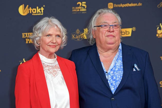 Bernd Stegemann mit Freundin Renate Kroessner - *Roter Teppich* VERLEIHUNG GOLDENE HENNE 2026 in der Messe Leipzig am 04.09.2026
