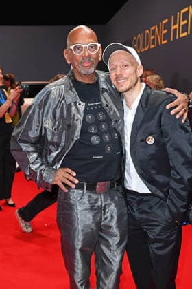 Pierre Sanoussi-Bliss mit Freund Dennis Ortmann - *Aftershowparty* VERLEIHUNG GOLDENE HENNE 2026 in der Messe Leipzig am 04.09.2026