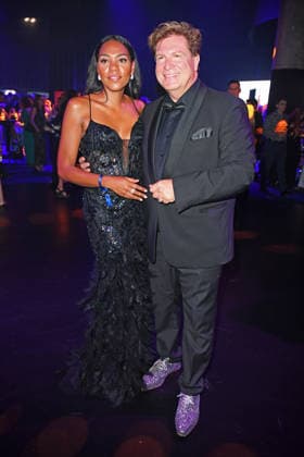 Francis Fulton Smith mit Ehefrau Salomea Noemi - *Aftershowparty* VERLEIHUNG GOLDENE HENNE 2026 in der Messe Leipzig am 04.09.2026