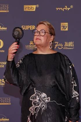 Goldene Henne 2026 Ilka Bessin Roter Teppich zur Goldene Henne 2026, Messe Leipzig, Leipzig Datum: 04.09.2026 Copyright: xEventpress Kratschx